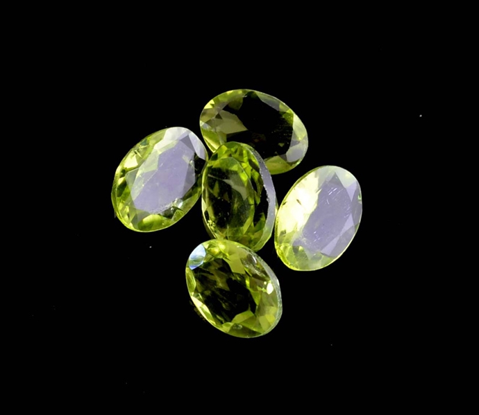 5.43CT Oval Cut Green Peridot Parcel