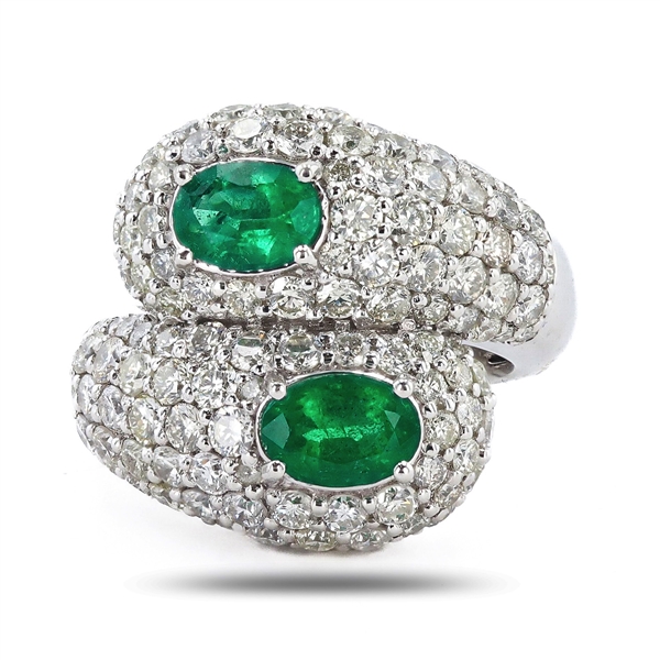 App: $28,900 1.40ctw Emerald and 3.82ctw Diamond Platinum Ring (Vault_R46) 