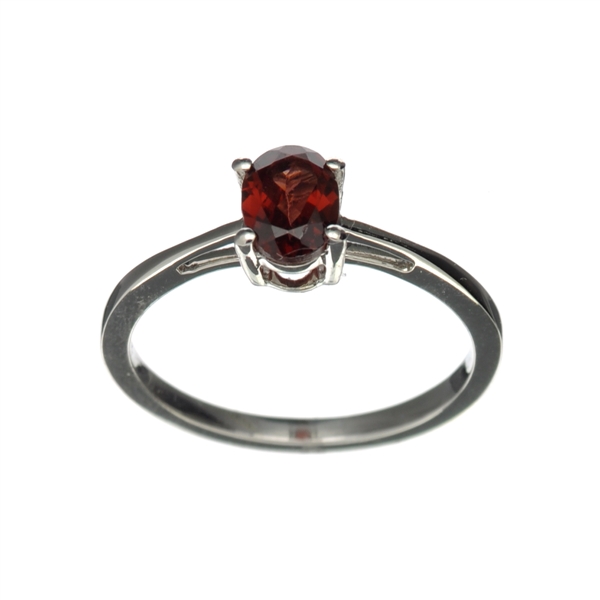 0.96CT Oval Cut Garnet Sterling Silver Ring