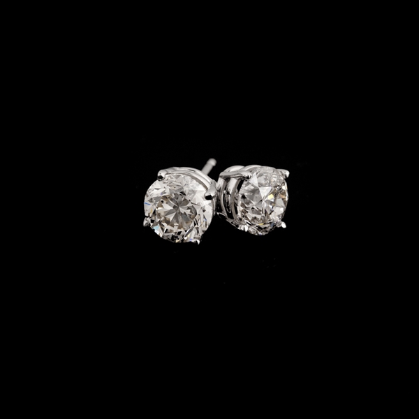 2.01CT Round Brilliant Cut Diamond Earrings(VG B-28)