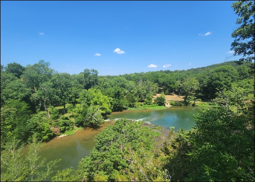 RARE Hilltop Property! Arkansas Sharp County Cherokee Village Lot! Superb Location in Thriving Community Loaded with Amenities! Low Monthly Payments!