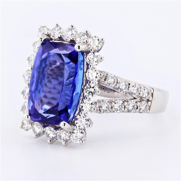 6.71ct Tanzanite and 1.45ctw Diamond Platinum Ring (Vault_R51) 