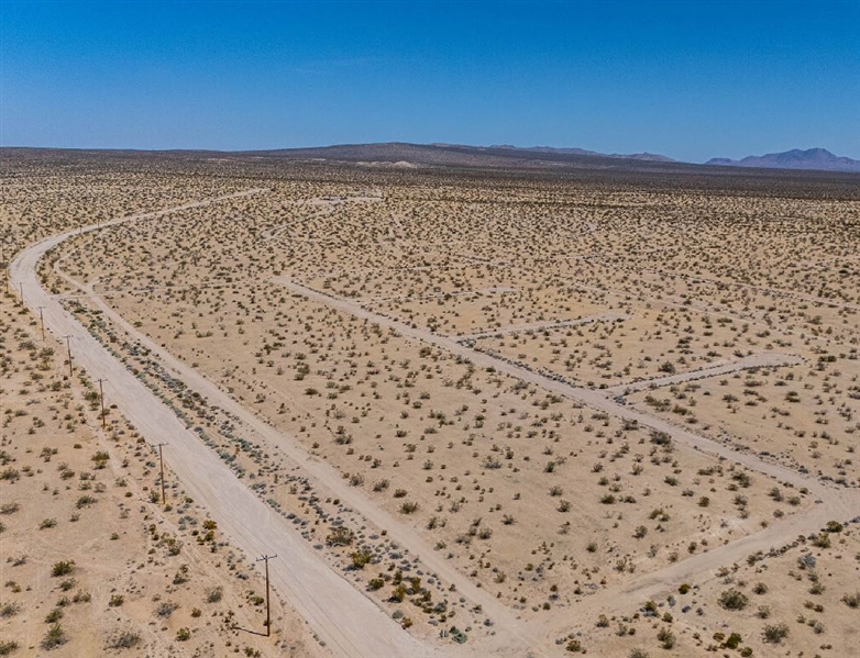 Southern California Kern County 0.33 Acre Platted Investment Lot on Golden Ave! Low Monthly Payments!