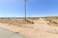 Southern California Kern County 0.15 Acre Lot Fantastic Rare Location Next to Cal City Motocross Park! Low Monthly Payment!