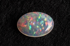 13.5ct White Oval Stunning White Opal Gemstone (Vault_JRO) 